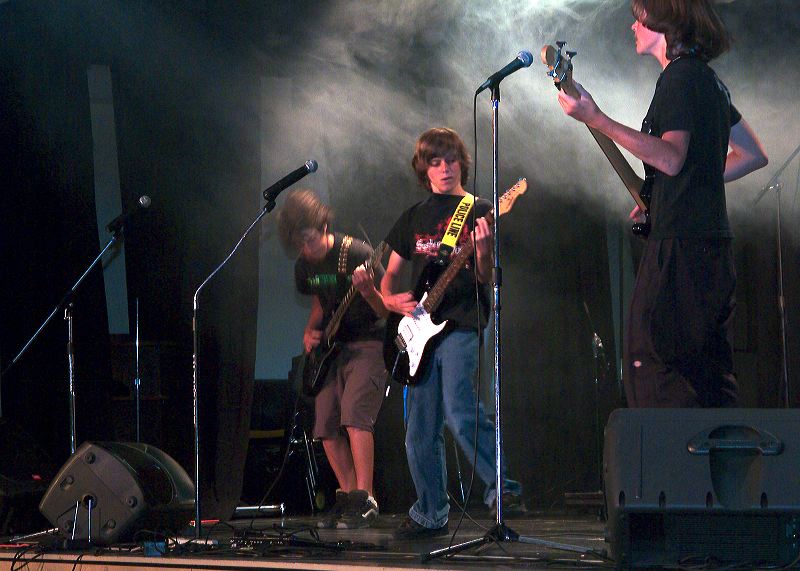 f20040529_7324_5x7.jpg