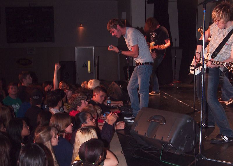 f20040529_7396_5x7.jpg