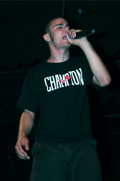 f20040529_7584.jpg